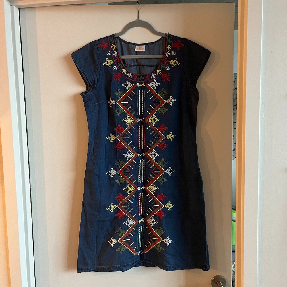 Embroidered Short Sleeve Boho Dress Sz Large